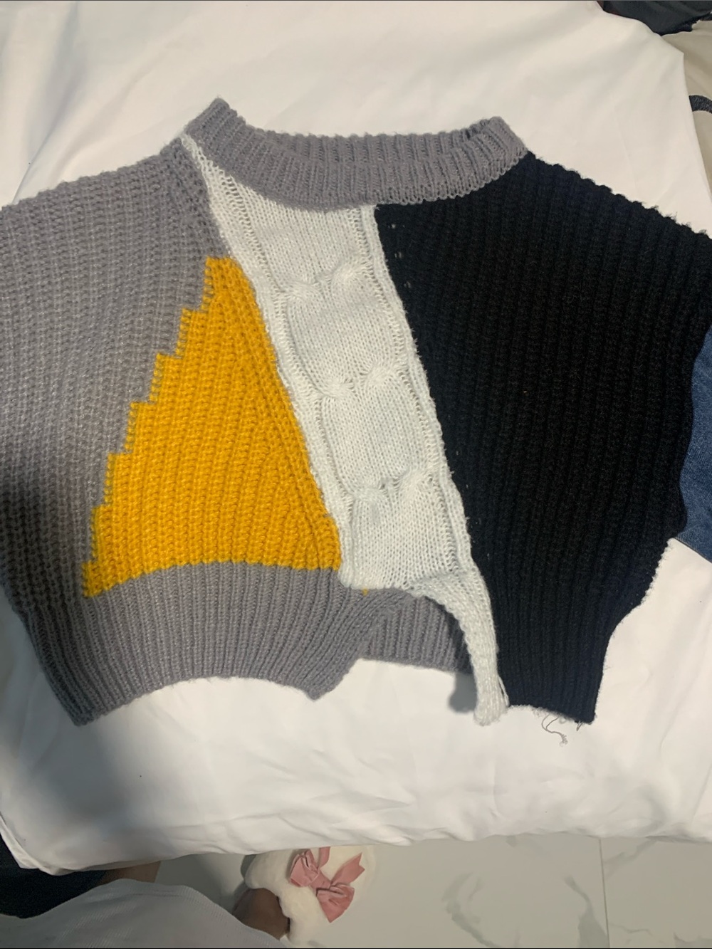 Source Unknown Colorblock Crew Cropped Sweater in Gray, Black & Mustard